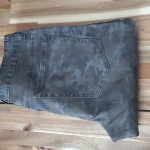 21men Straight Fit Camouflage Jeans - Olive and Charcoal